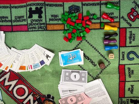 Monopoly - hraci koberec a prislusenstvo, 