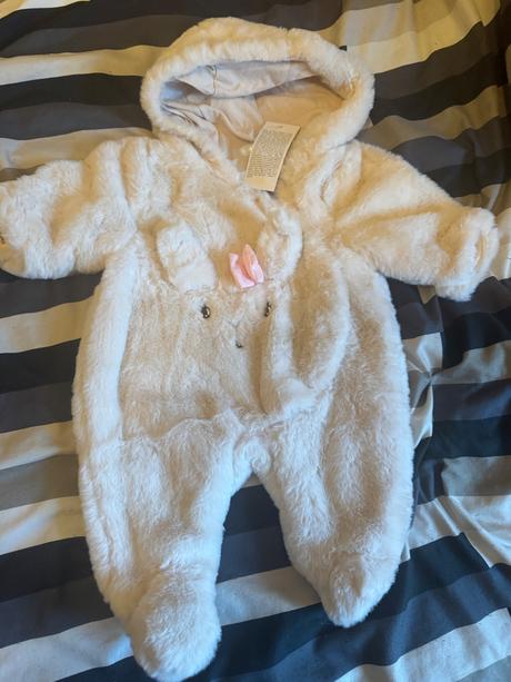 Overal zajko, zara,68