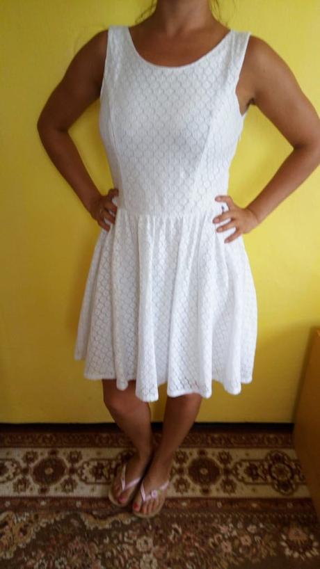 Čipkované šaty, only,38