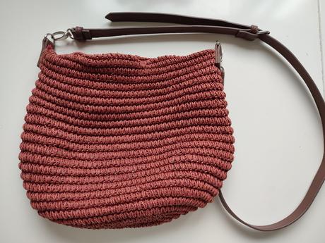 Prútena kabelka na leto, 