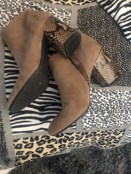 Korníkové čižmičky, 40