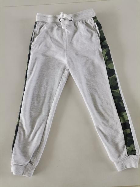 Maskacove teplaky, sinsay,122