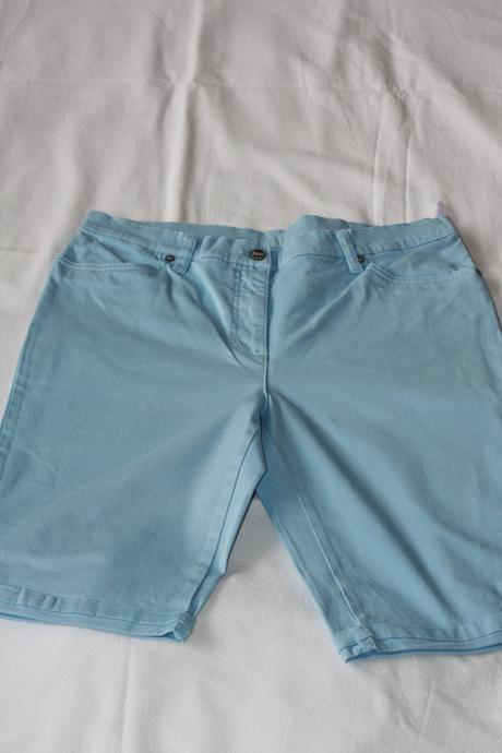 Kraťasy, bonprix,42