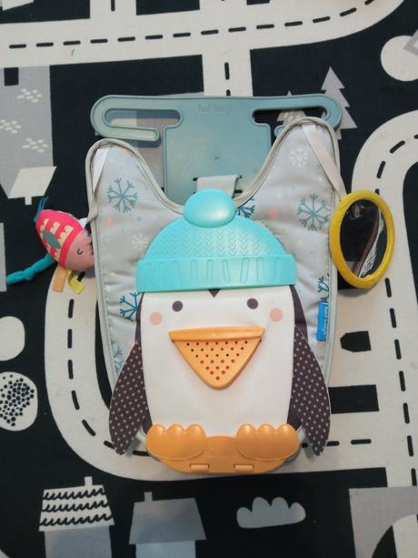 Taf toys hračka do auta tučniak,