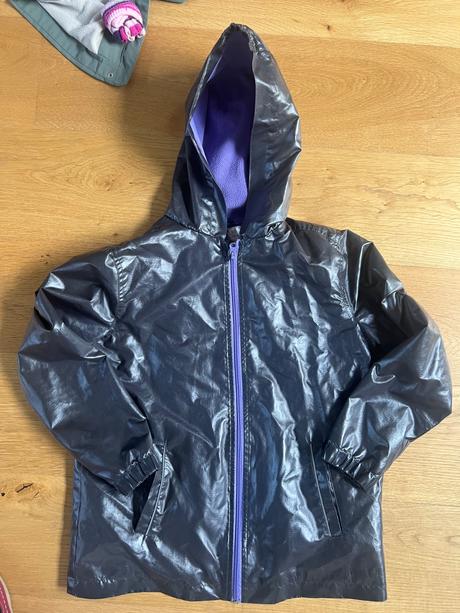 Zateplena bunda do dazdu, 152