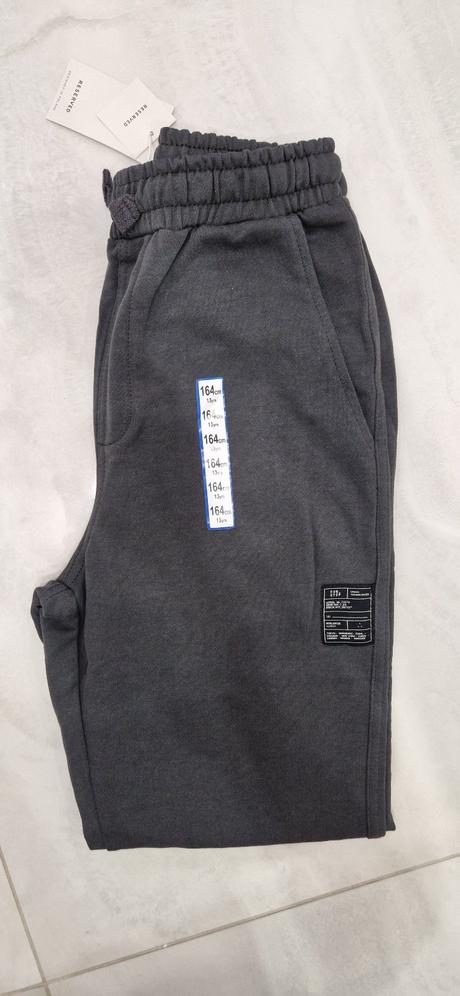 Tepláky zn. reserved - v. 170 nové, reserved,170