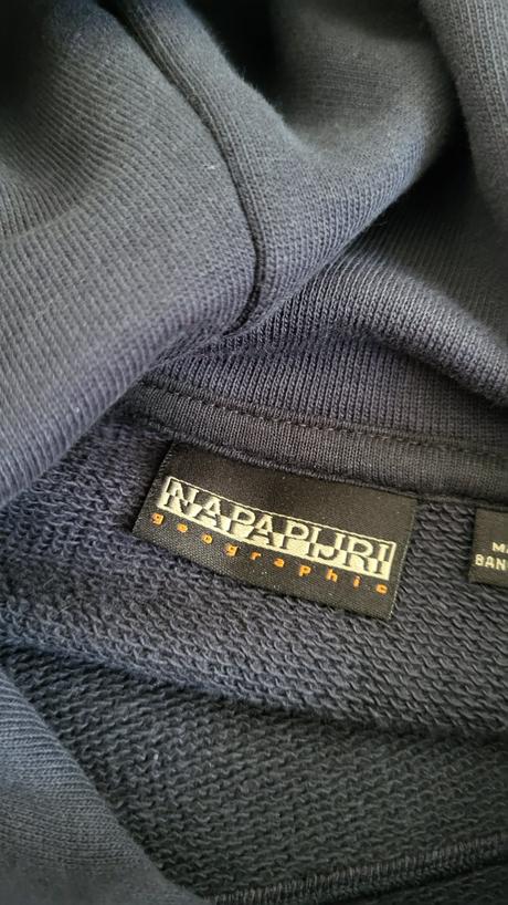 Mikina napapirji, napapijri,s