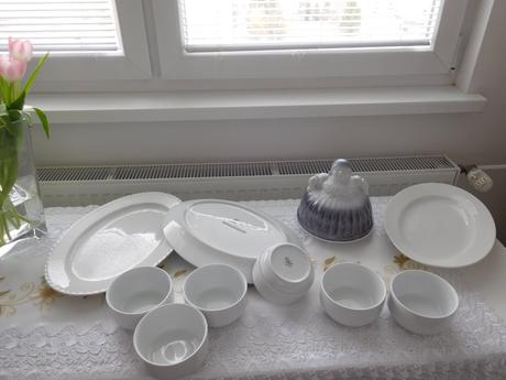 Porcelánové veľké taniere +misky na kompot značené, 