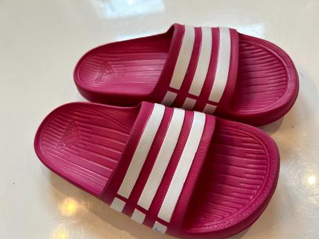 Šľapky zn.adidas (veľ.k11-28/29), adidas,29