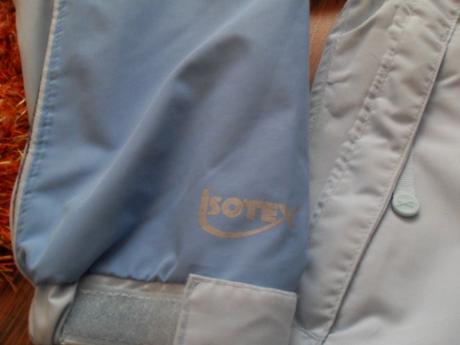 Perfektna prechodna bunda cena 10eur, regatta,140