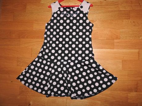 Nádherné jemné šatky, 122