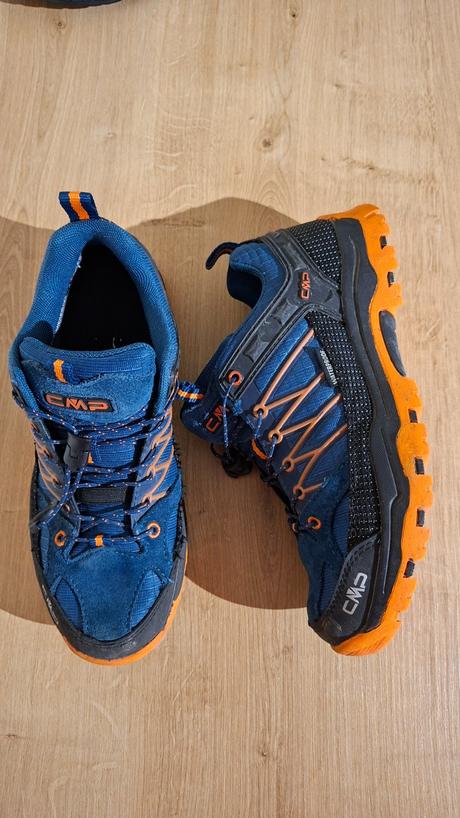 Turistické topánky, 37