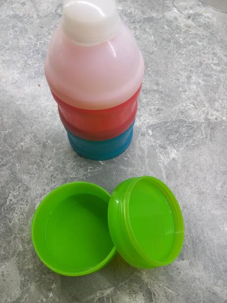 Dávkovač na sušené mlieko, babylove