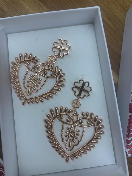 Petra toth mileva veľké srdcia, petra toth