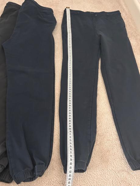 3x uzke teplaky, zara,146