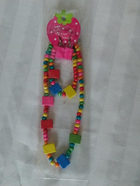 Dievčenský náhrdelník, náramok, náušnice, jewerly,