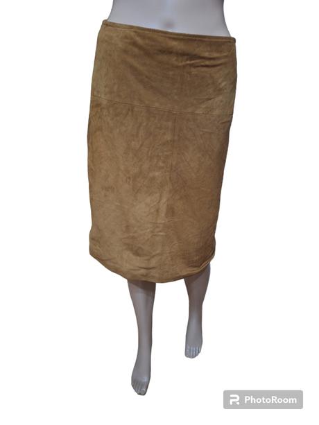 Dámska suknička z jemného semišu, 38