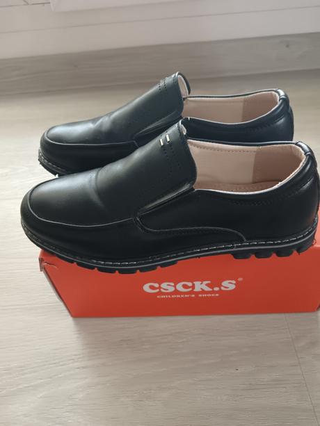 Spoločenské topánky, 37