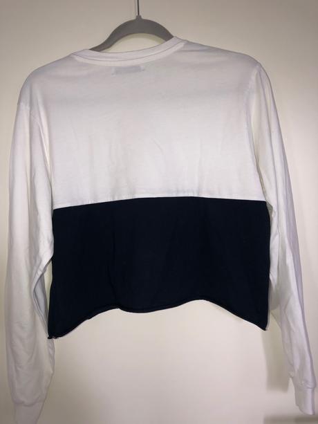 Kratšie tričko/mikina, pull&bear,s