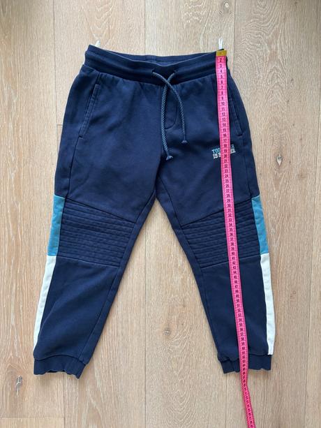 Tepláky c&a veľ. 122, c&a,122