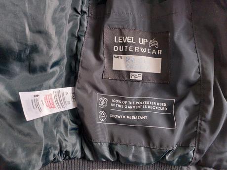 Pekná bombera prechodná na 6-7 rokov, f&f,122