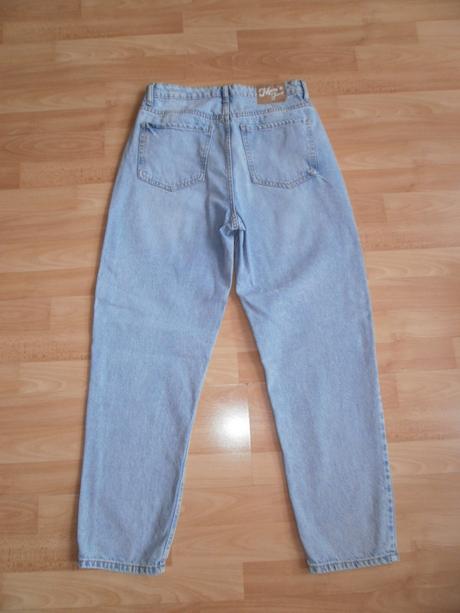 Mom fit rifle cropp ako nové, 38