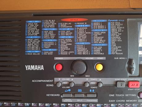 Yamaha psr-220, 