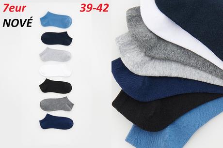 Čiapky, šiltovky, ponožky, ruksaky, trenky, pyžamo, 