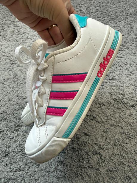 Biele tenisky adidas v.31, adidas,31
