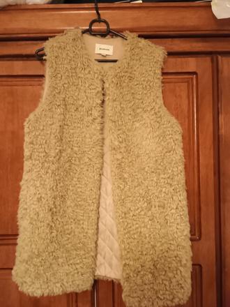 Teplučka vesta stradivarius, stradivarius,m