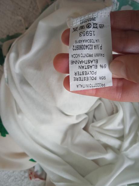 Predám letné šaty na ramienka, s