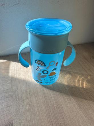 Uciaci poharik, 