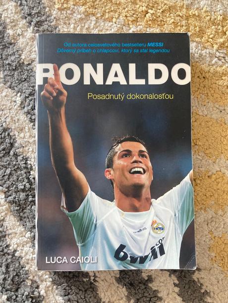 Ronaldo - posadnutý dokonalosťou (2012), 