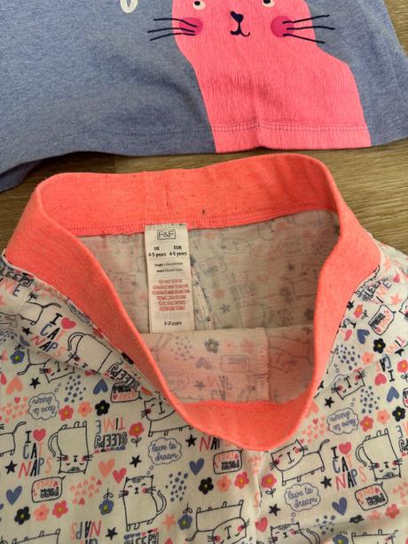 2x pyžamko mačičkové a vtáčikové, f&f,104