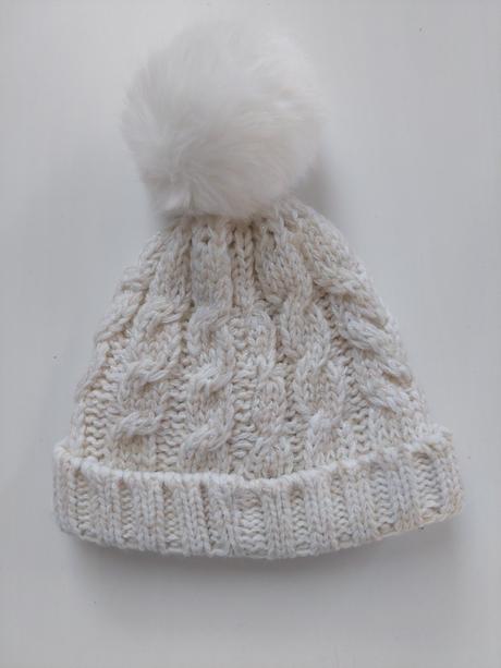 Dievcenska ciapka s brmbolcom, f&f,62 / 68