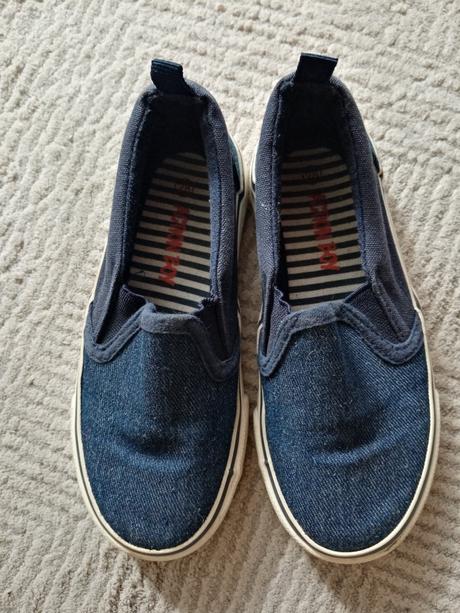 Tmavomodré plátenky vel. 28, 28