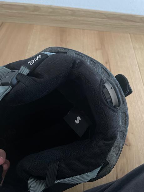 Lyžiarská prilba, s