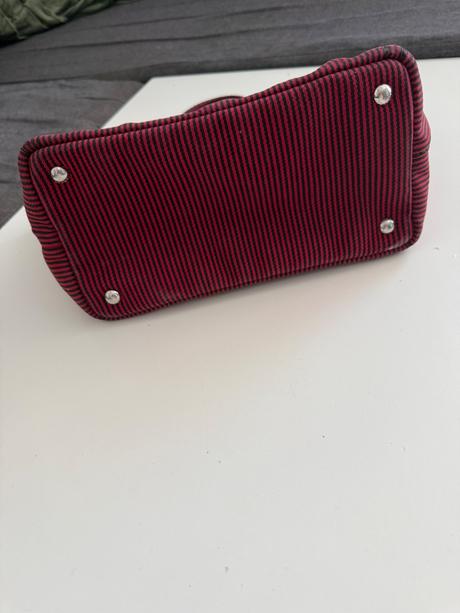 Prada canapa kabelka, prada