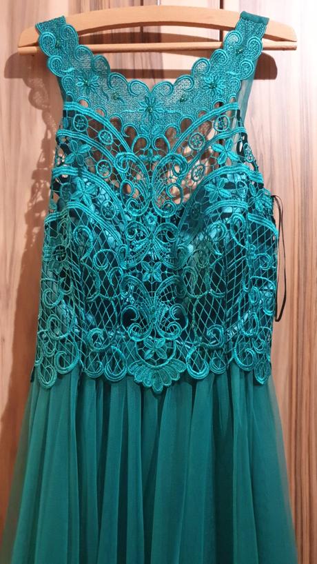 Spolocenske saty, xs