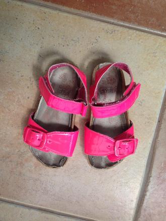 Krásne neónové sandálky, f&f,26