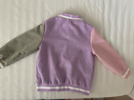 Jarná bundicka, 104