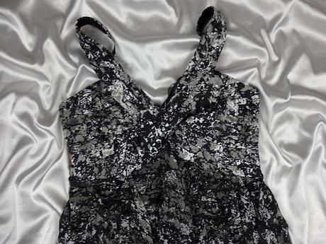 Luxusné elegantné šaty, 42