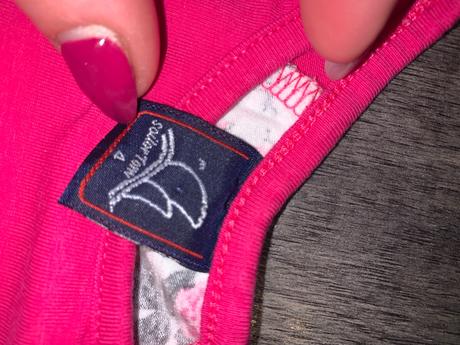 Veselé tričko s čipkou a kraťasami, 110