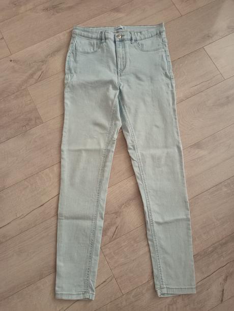 Pohodlné mid rifle, sinsay,40