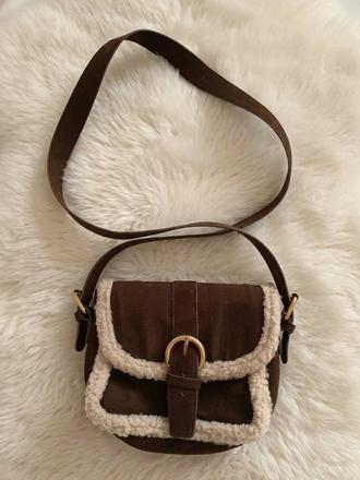 Crossbody malá kabelka, 