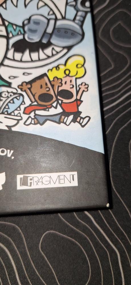 Kapitán bombarďák a útok hovoriacich záchodov, 