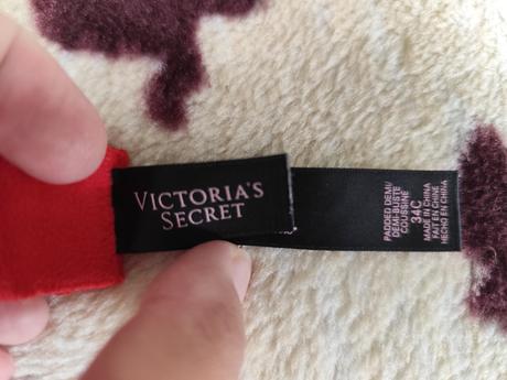 Červená podprsenka victoria secret vel.34c, stav a, victoria's secret,l