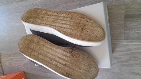 Cierne poltopanky, graceland,36