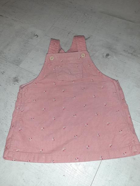 Saticky ako n o v e, h&m,68