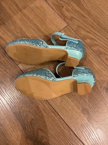 Sandale jasmina disney princezne 28, h&m,28